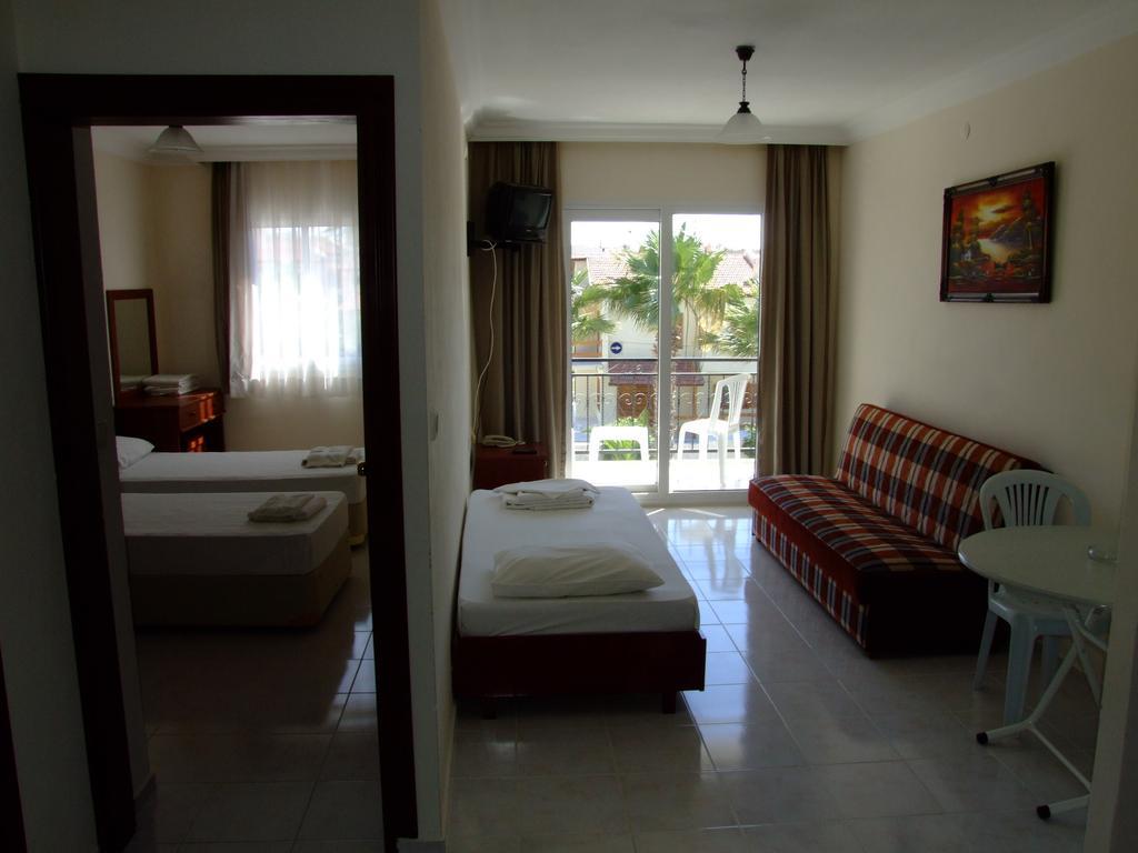 Albayrak Hotel Çeşme Pokoj fotografie